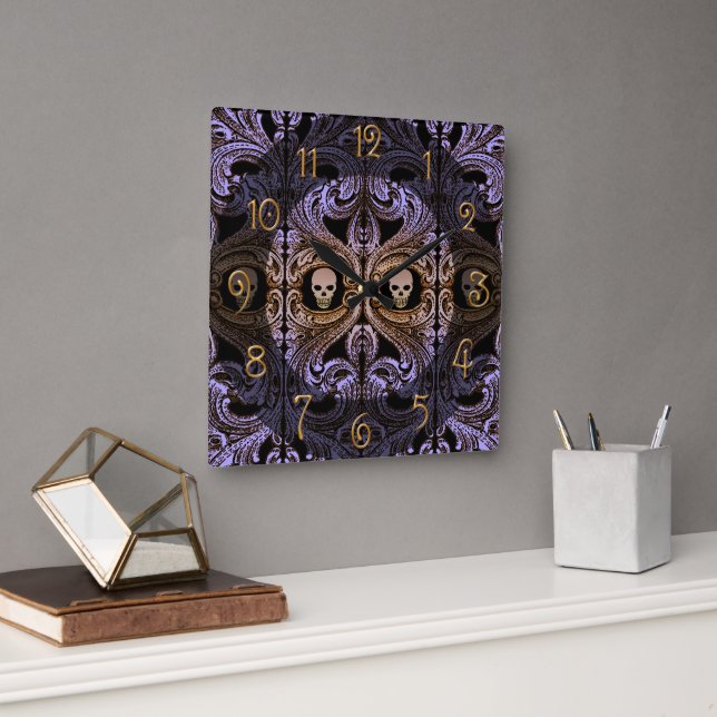 Horloge Carrée Ornement et crâne violet Goth (Bureau)