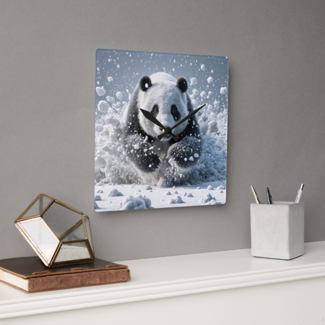 Horloge Carrée Ours Panda Courant Dans La Neige (Bureau)