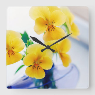Horloge Carrée Pansies Jaunes Vase Purple Pansy Fleurs Spa Bain