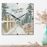 Horloge Carrée Paysage hivernal Pas d'endroit comme domicile Adre<br><div class="desc">Horloge murale Winter Landscape personnalisée avec votre adresse et indiquée par "There's No Place Like Home" dans la typographie script tendance. Cette conception rustique de campagne a une scène aquarelle d'un sentier boisé enneigé,  des pins,  un robin et une chouette sur les poteaux de clôture.</div>