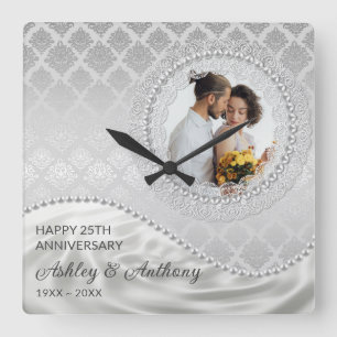 Horloge Carrée Perles et satin