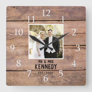 Horloge Carrée Personalized Wedding Photo Anniversary Rustic Wood