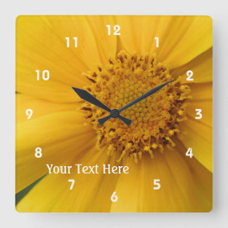 Horloge Carrée Pétales Fleur Jaune Et Centre Personnalisé