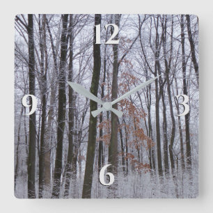 Horloge Carrée Photographie de paysage hivernal de forêt saupoudr