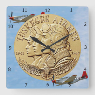 HORLOGE CARRÉE PIÈCE DE MONNAIE D'AVIATEURS DE TUSKEGEE