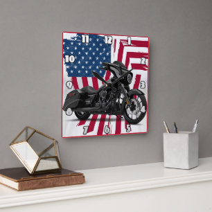 Horloge Carrée Pièce sur moto personnalisée avec drapeau américai