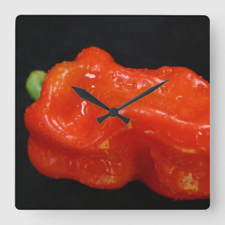 Horloge Carrée Poivron rouge frais