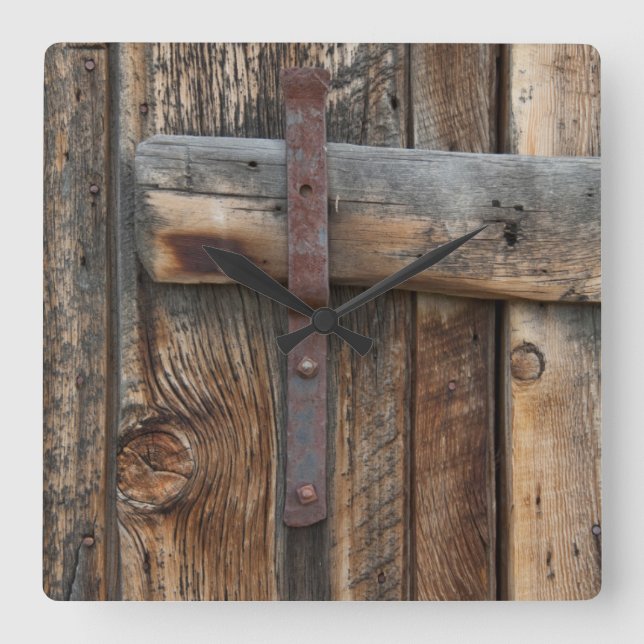 Horloge Carrée Porte en bois gros plan (Recto)
