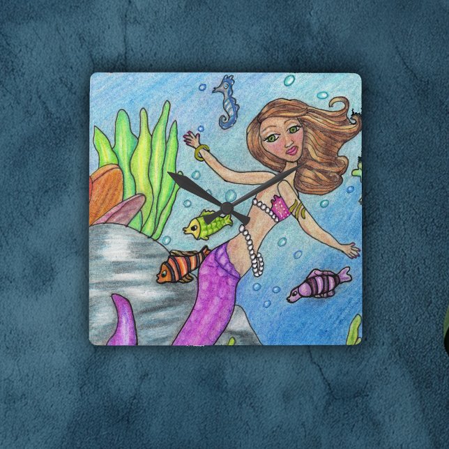 Horloge Carrée Pretty Blond Mermaid Pearls Pink Tail dans l'océan (Pretty pink mermaid in ocean by rocks with fish on square wall clock.)