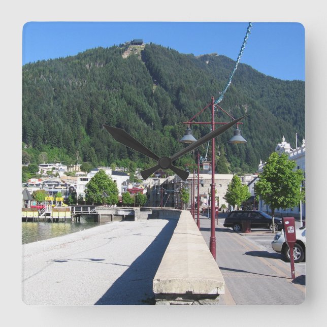 Horloge Carrée Queenstown, Otago, Nouvelle-Zélande (Recto)