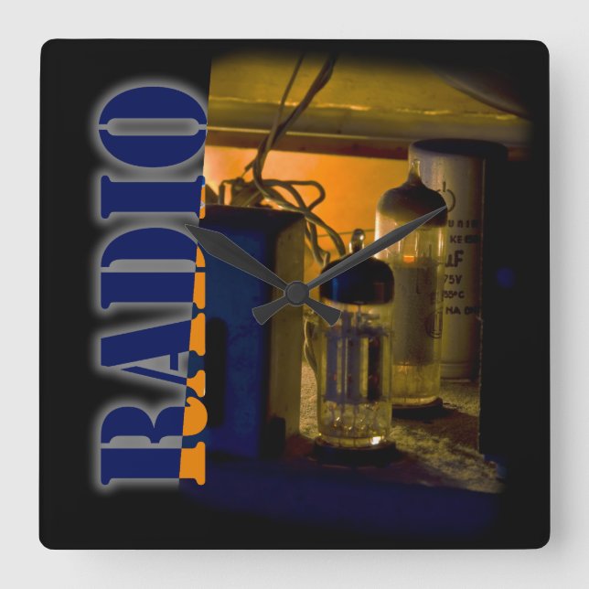 Horloge Carrée radio (Recto)