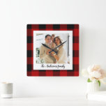 Horloge Carrée Red Buffalo Plaid & Nom Personnel Et Photo<br><div class="desc">Red Buffalo Plaid & Nom Personnel Et Photo</div>