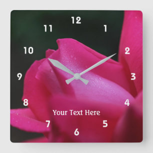 Horloge Carrée Red Rosebud And Raindrops Nature