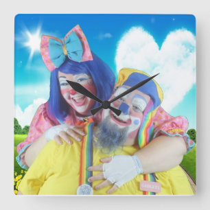 Horloge Carrée Rires bébêtes et instruments