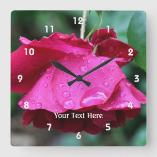 Horloge Carrée Rose Rouge Et Raindrops Nature