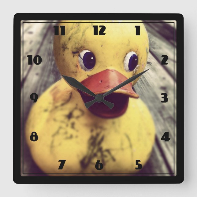 Horloge Carrée Rubber Jaune Ducky a besoin d'un bain ! (Recto)