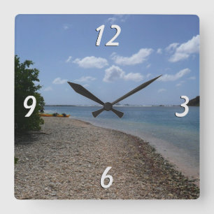 Horloge Carrée Sailboat à la distance de St Thomas