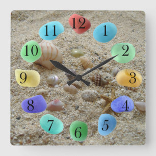 Horloge Carrée Seashells on Beach Sand