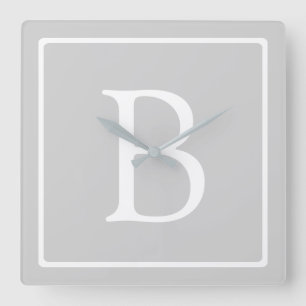 Horloge Carrée Simple Monogramme Gris Clair
