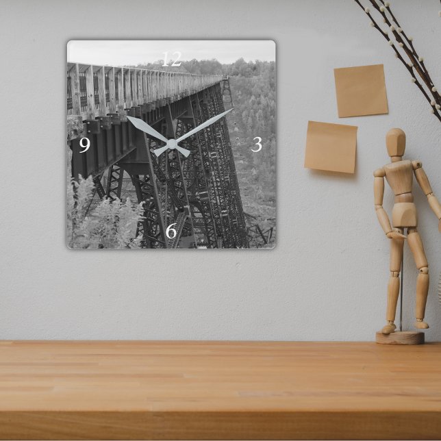 Horloge Carrée Skywalk de Kinzua (Créateur téléchargé)