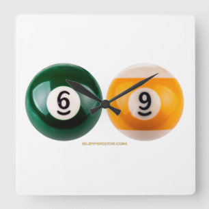 Horloge Carrée SlipperyJoe's 69 table de billard dur deux billiar