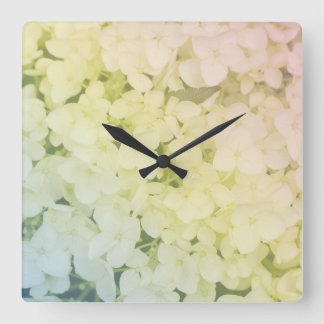 Horloge Carrée Soft Pastel Rainbow Hydrangea