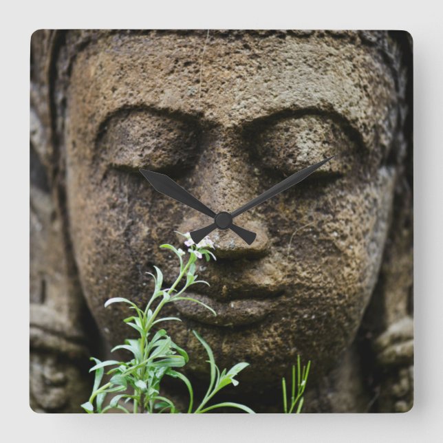 Horloge Carrée Statue de jardin en pierre avec fleurs (Recto)