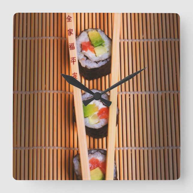 Horloge Carrée Sushi et baguettes en bois (Recto)