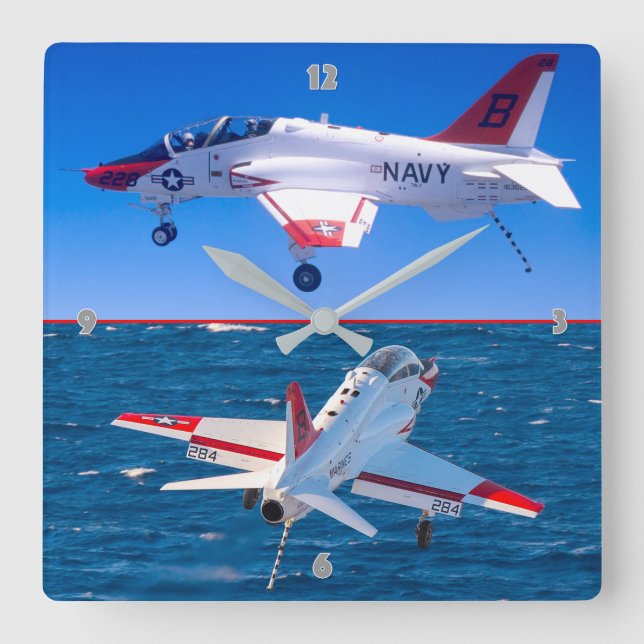 HORLOGE CARRÉE T-45 GOSHAWK (Recto)