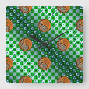 Horloge Carrée Taureau & Serpent de Bois