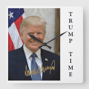 HORLOGE CARRÉE TEMPS TRUMP