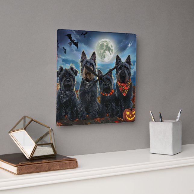 Horloge Carrée Térrier Écossais Halloween Fantomatique (Bureau)