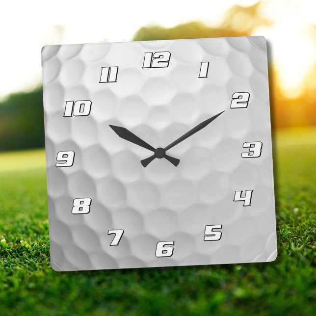 Horloge Carrée Texture de balle de golf blanche gaufree (Créateur téléchargé)