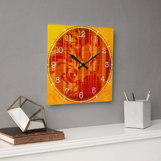 Horloge Carrée Time and illustrated art on your wall.