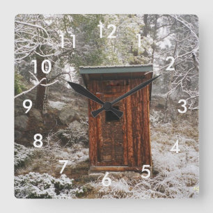 HORLOGE CARRÉE TIME TO GO! OUTHOUSE WALL CLOCK WINTER SCENE