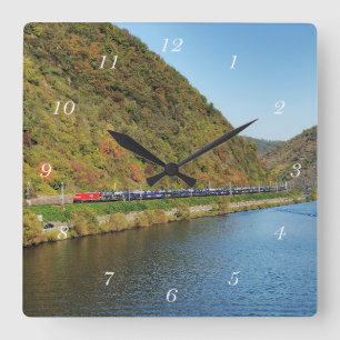 Horloge Carrée Train de marchandises près du Löf