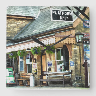 HORLOGE CARRÉE TRAIN STATIONS