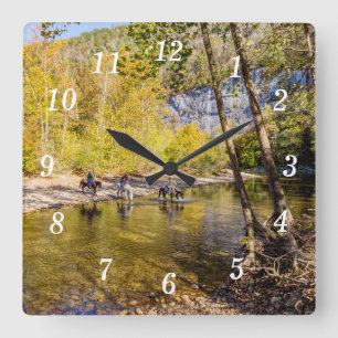 Horloge Carrée Traversée De La Mur De La Rivière Buffalo