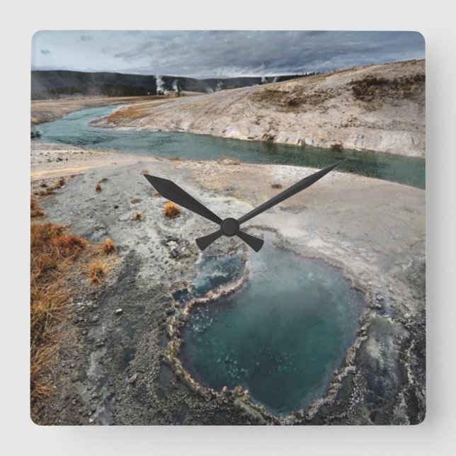 Horloge Carrée Trou bleu (Recto)