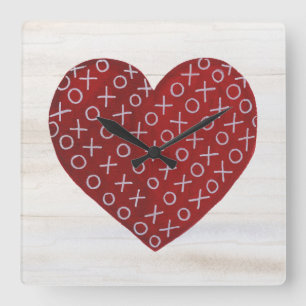 Horloge Carrée Valentine rustique   étreint et embrasse le coeur