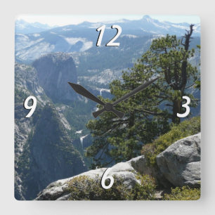 Horloge Carrée Vue de la montagne de Yosemite dans le parc nation