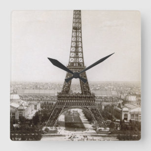 Horloge Carrée Vue Sur La Tour Eiffel, 1900