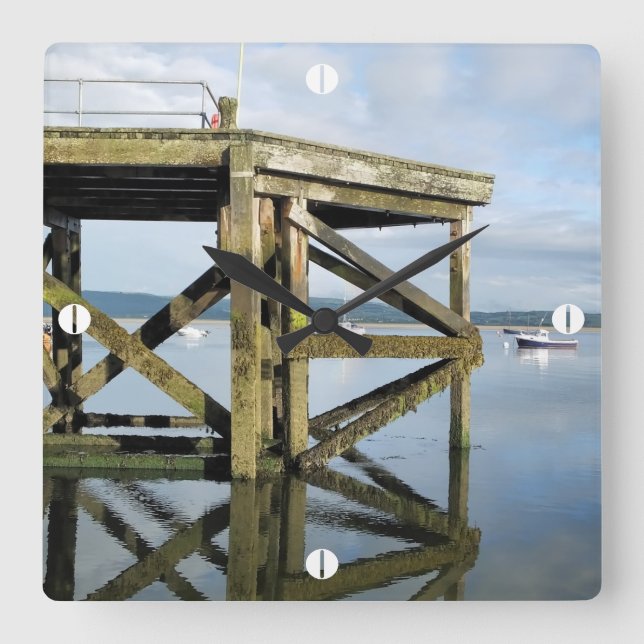 HORLOGE CARRÉE VUES DES ALLES (Recto)