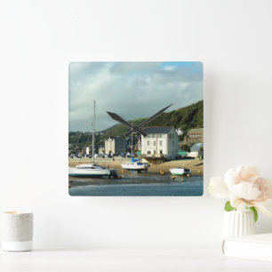 HORLOGE CARRÉE VUES DES ALLES