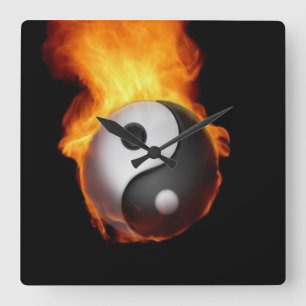Horloge Carrée Yin Yang on Fire Wall Clock