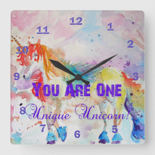 Horloge Carrée You Are One Unique Unicorn ! Clock de Rainbow