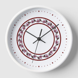 Horloge - Cercle de fleurs de prune entre les lign