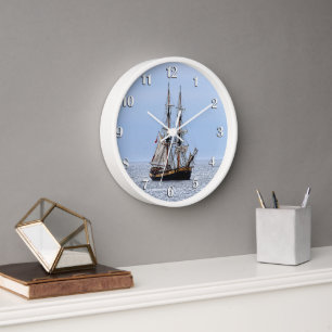 Horloge Chiffres blancs du bateau de pêche nautique