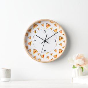 Horloge Cool fun pizza tranches motif blanc avec des chiff