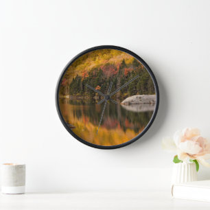 Horloge Couleurs d'automne reflétées sur l'étang de castor